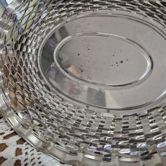 Vintage Silver-toned Serving Tray with FREE Silver Bread Basket - Picture 14 of 16